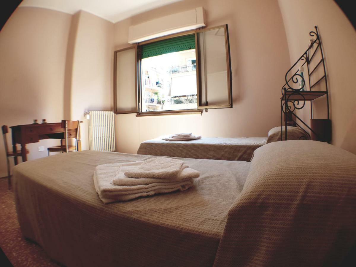 Pastels Rooms Рим Екстер'єр фото