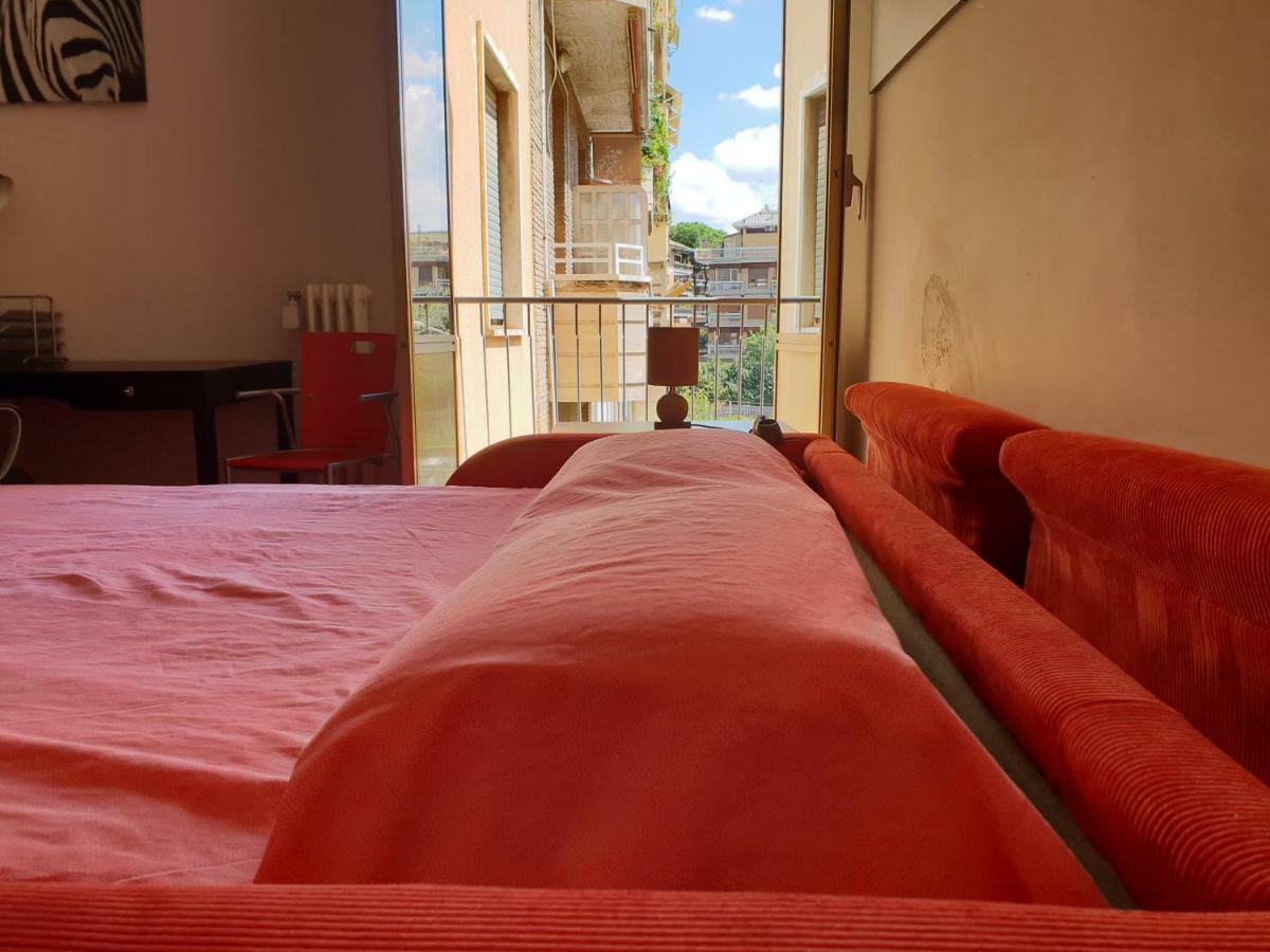 Pastels Rooms Рим Екстер'єр фото